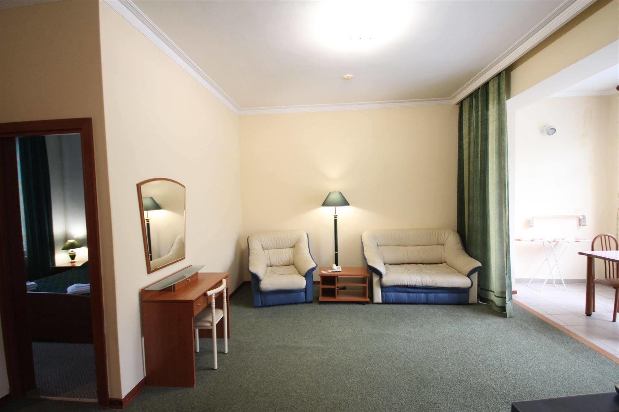 מלון סוצ'י Yanais מראה חיצוני תמונה